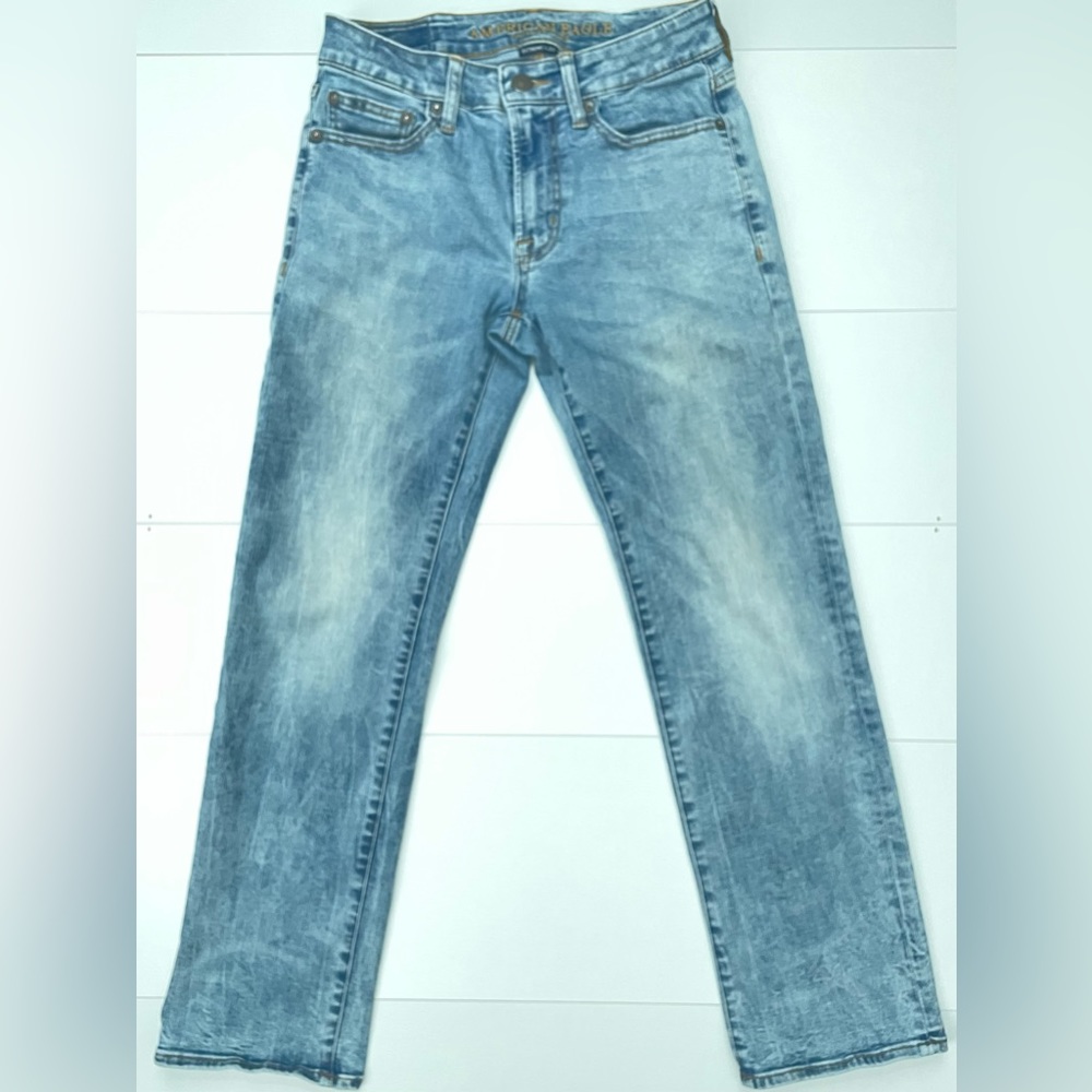 American Eagle Men’s Jeans. Like New Condition! Size 28x30